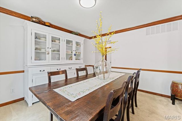 913 Glen Hollow Drive, O'fallon, IL 62269