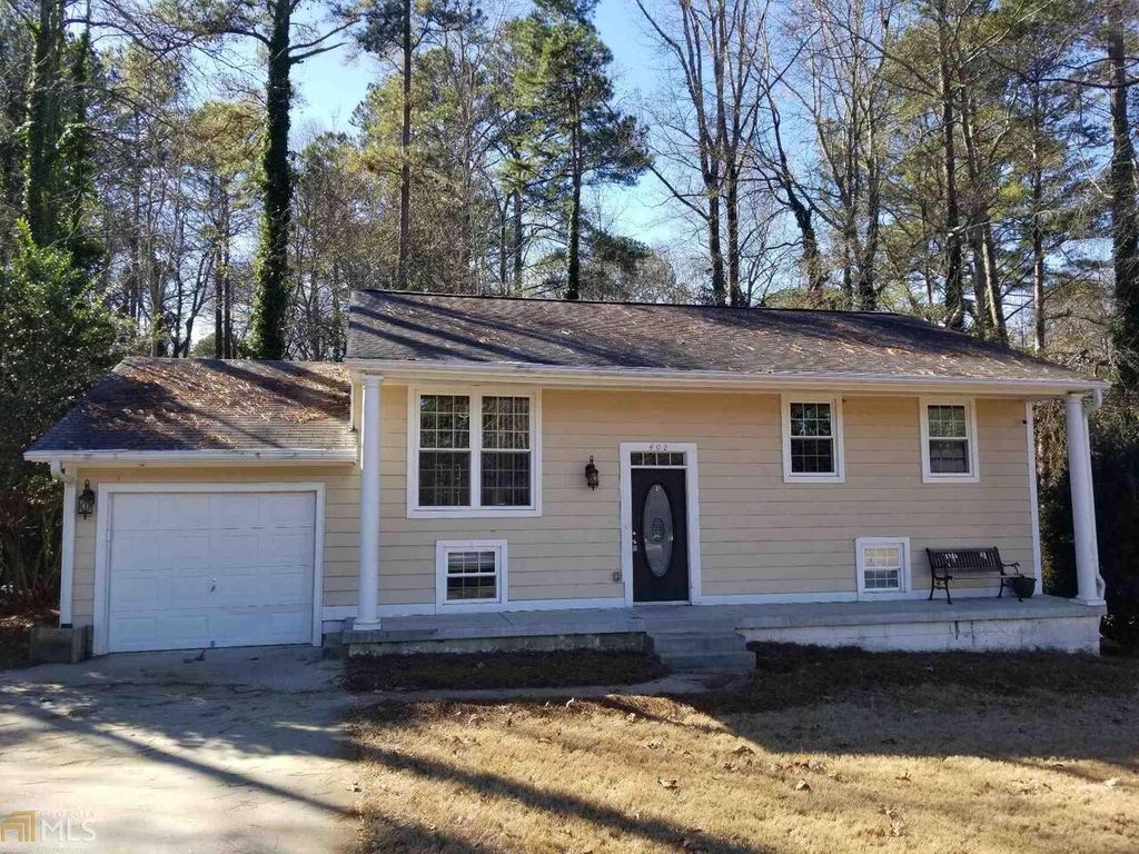 402 Hip Pocket Road, Peachtree City, GA 30269