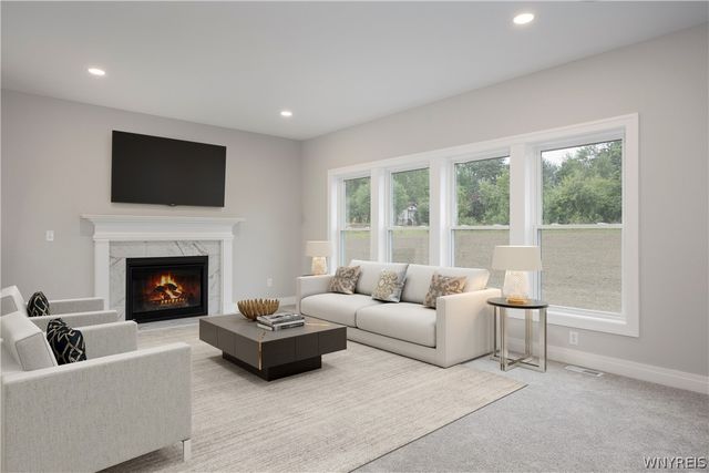 147 Sandywood Circle, Grand Island, NY 14072