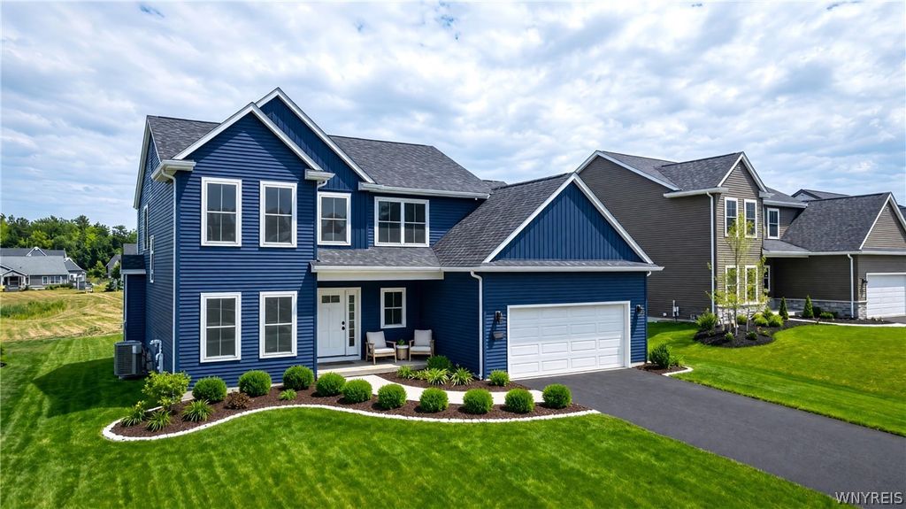 147 Sandywood Circle, Grand Island, NY 14072