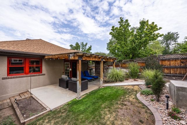 1465 S 1500 E, Salt Lake City, UT 84105