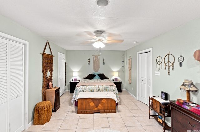 652 TAMARACK DR, Canyon Lake, TX 78133