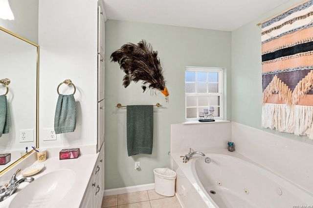 652 TAMARACK DR, Canyon Lake, TX 78133