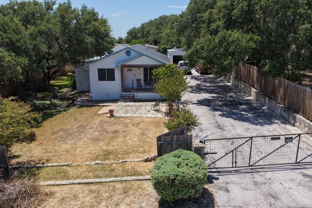 652 TAMARACK DR, Canyon Lake, TX 78133