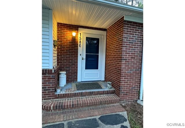 1580 Montpelier St, Petersburg, VA 23805