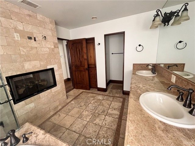 619 Poppy Avenue, Corona Del Mar (newport Beach), CA 92625
