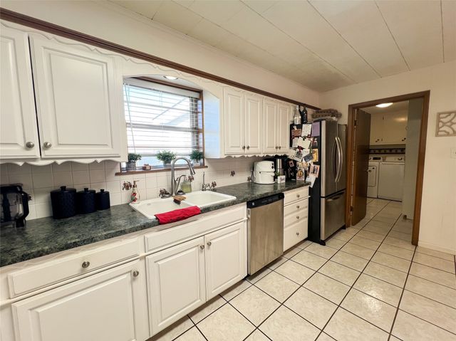 833 Smith Street, Aspermont, TX 79502