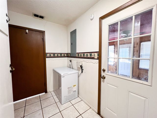 833 Smith Street, Aspermont, TX 79502