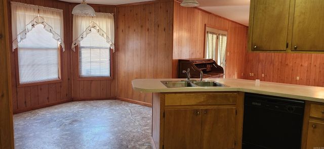 260 Burkhardt Drive, Rison, AR 71665