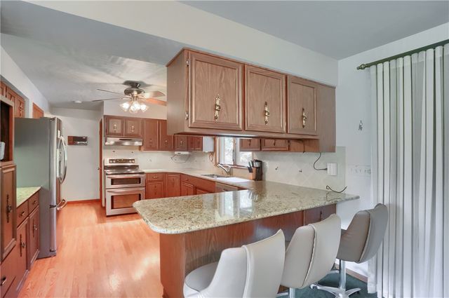 2749 Frew Mill Rd, Slippery Rock Twp, PA 16101