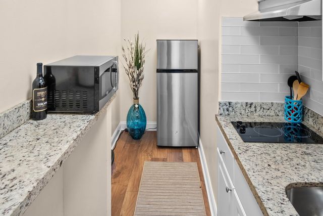 803 NE 2nd Avenue Studio, Delray Beach, FL 33444