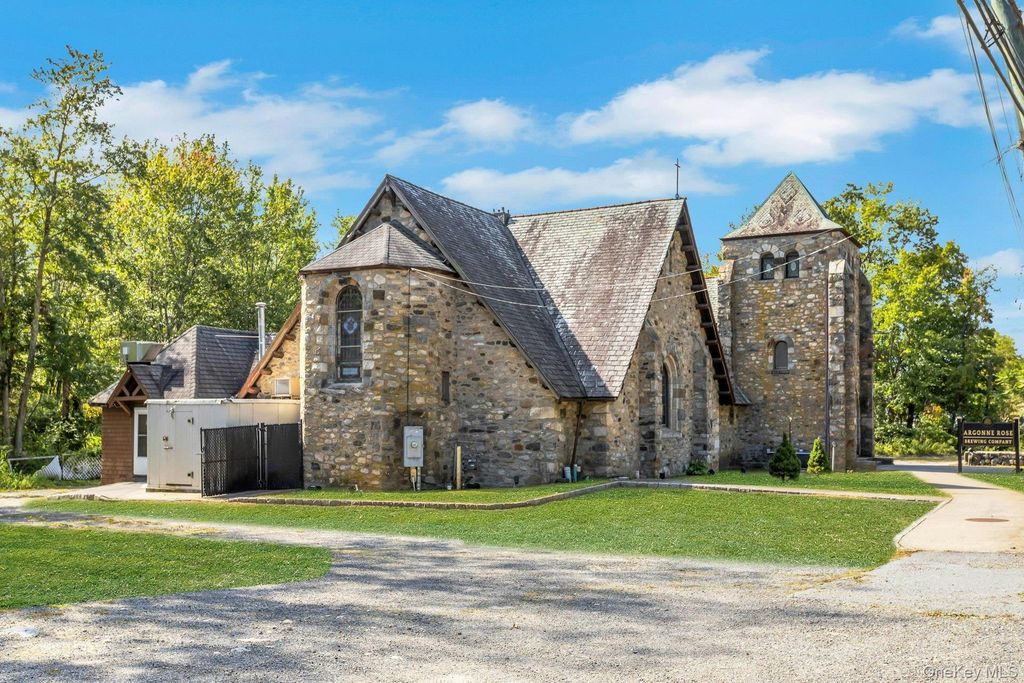 1715 E Main Street, Mohegan Lake, NY 10547 — photo 5