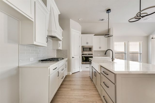 1905 Graham Way, Mansfield, TX 76063