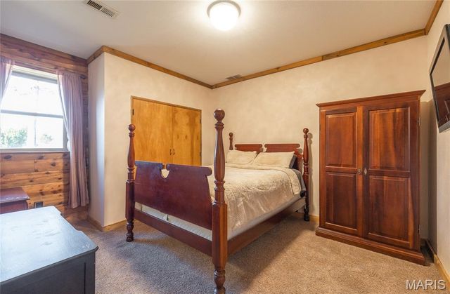 27655 Sandy Drive, Laquey, MO 65534