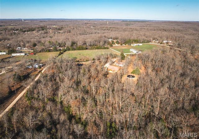 27655 Sandy Drive, Laquey, MO 65534