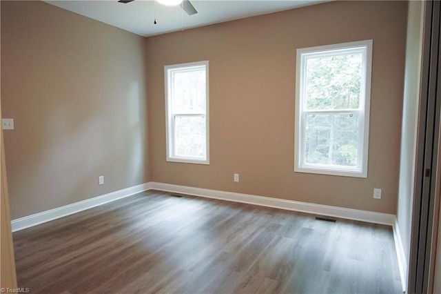 1213 Hillcrest Drive, Thomasville, NC 27360