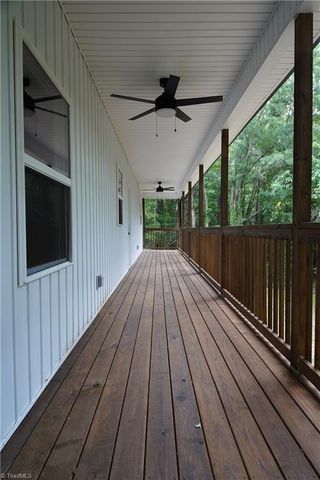 1213 Hillcrest Drive, Thomasville, NC 27360