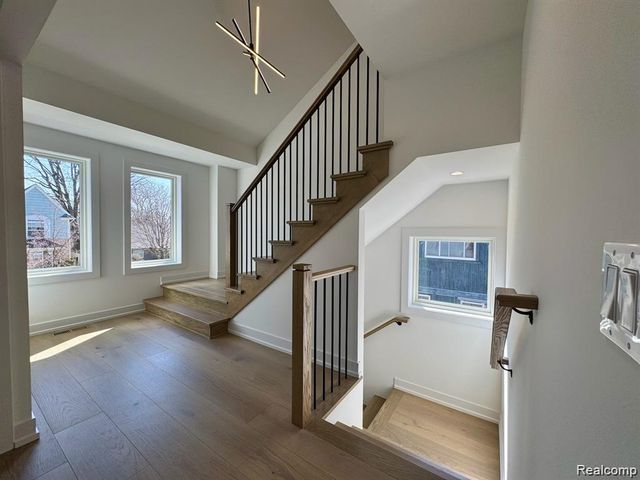 1885 Holland Avenue, Birmingham, MI 48009
