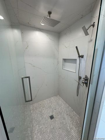 1885 Holland Avenue, Birmingham, MI 48009