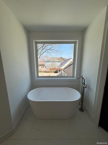 1885 Holland Avenue, Birmingham, MI 48009