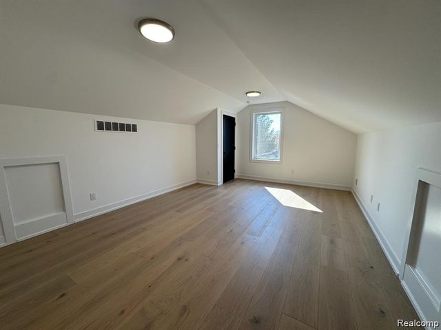 1885 Holland Avenue, Birmingham, MI 48009