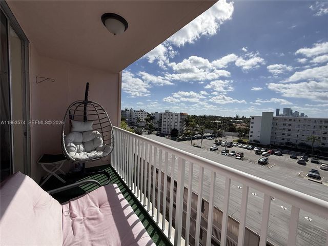 3161 S Ocean Dr 608, Hallandale Beach, FL 33009