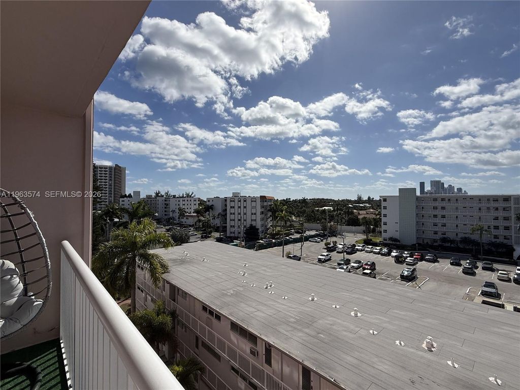 3161 S Ocean Dr 608, Hallandale Beach, FL 33009