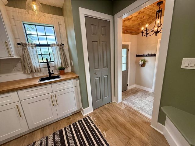 200 E Main Street, Osawatomie, KS 66064