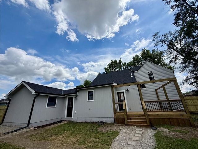 200 E Main Street, Osawatomie, KS 66064