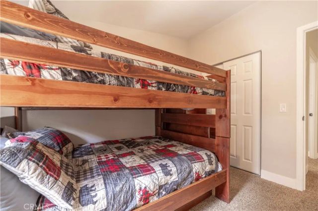 410 Los Angeles Avenue, Sugarloaf, CA 92386