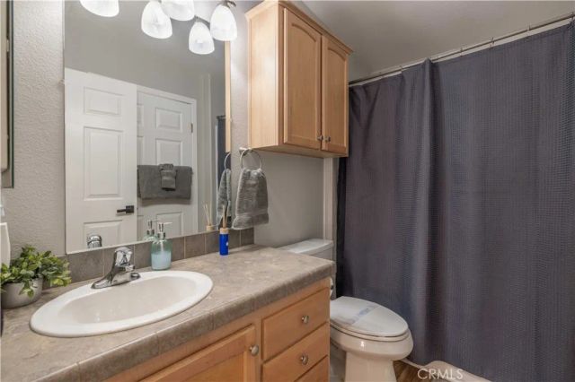 410 Los Angeles Avenue, Sugarloaf, CA 92386