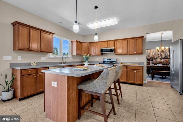 159 DESILVIO DR, Sicklerville, NJ 08081