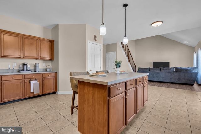 159 DESILVIO DR, Sicklerville, NJ 08081