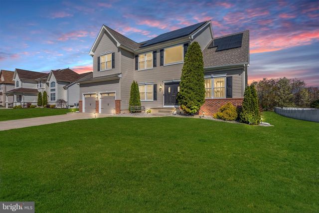 159 DESILVIO DR, Sicklerville, NJ 08081