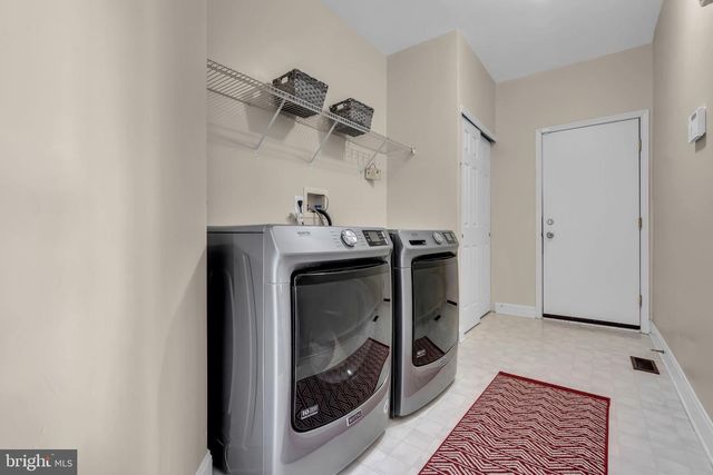159 DESILVIO DR, Sicklerville, NJ 08081