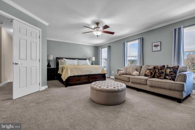 159 DESILVIO DR, Sicklerville, NJ 08081