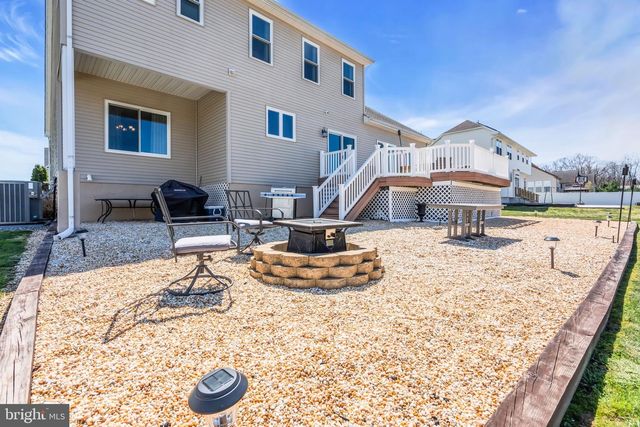 159 DESILVIO DR, Sicklerville, NJ 08081