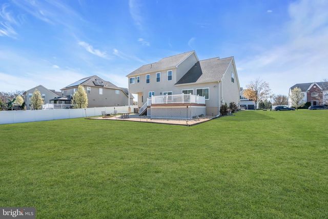 159 DESILVIO DR, Sicklerville, NJ 08081