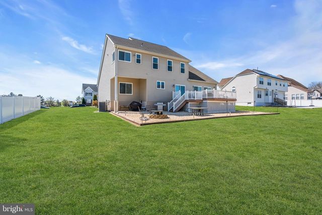 159 DESILVIO DR, Sicklerville, NJ 08081