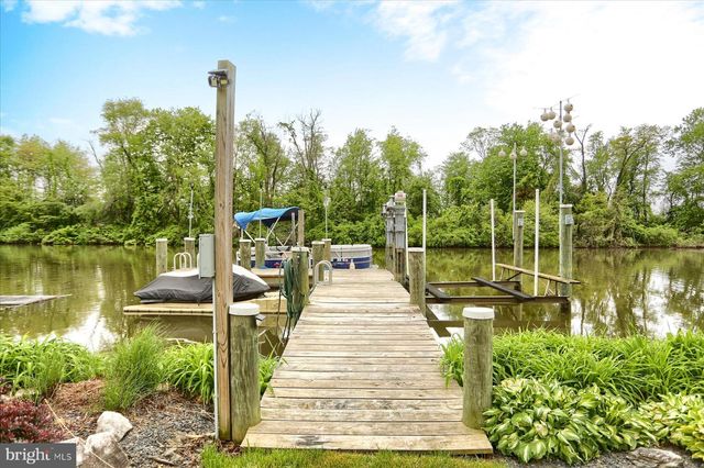 24 NEPTUNE DR, Joppa, MD 21085