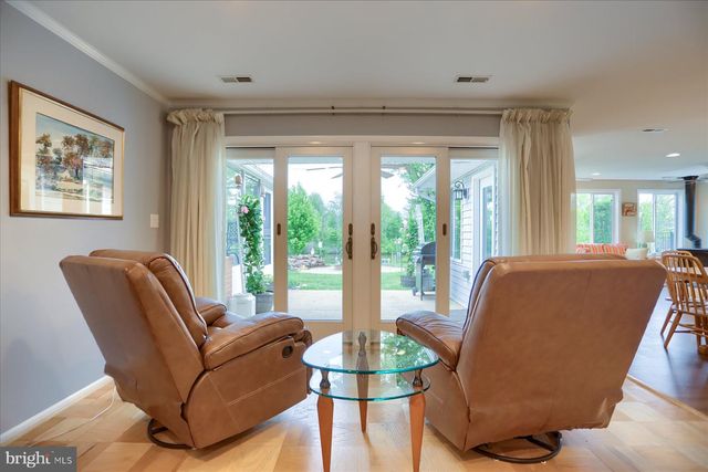 24 NEPTUNE DR, Joppa, MD 21085