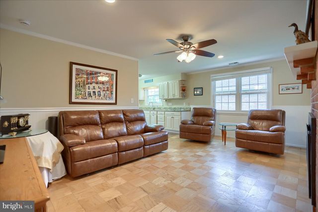 24 NEPTUNE DR, Joppa, MD 21085