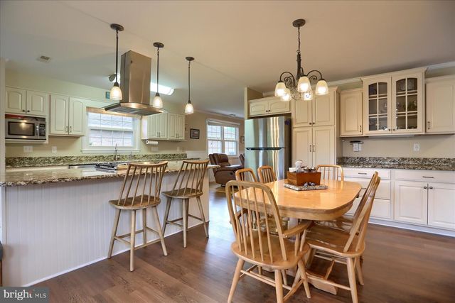 24 NEPTUNE DR, Joppa, MD 21085