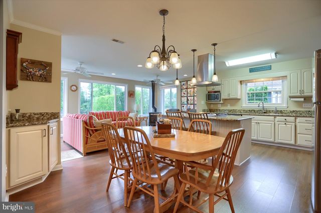 24 NEPTUNE DR, Joppa, MD 21085