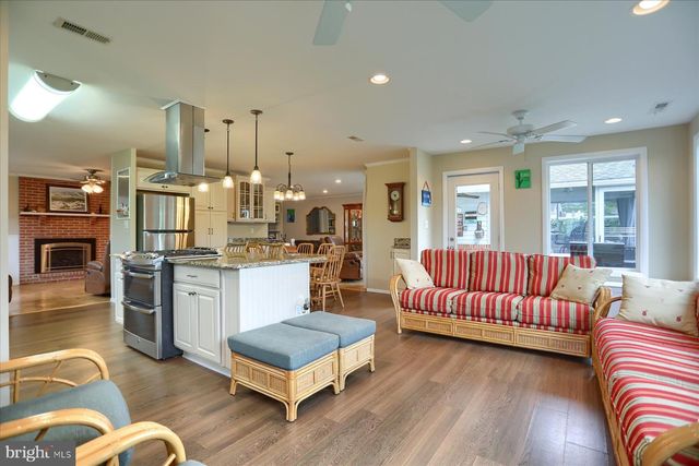 24 NEPTUNE DR, Joppa, MD 21085