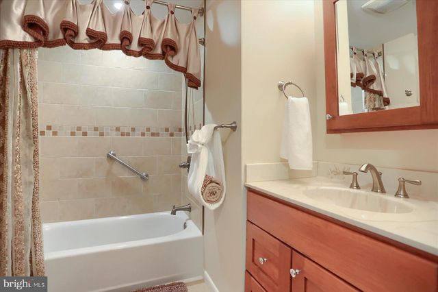 24 NEPTUNE DR, Joppa, MD 21085