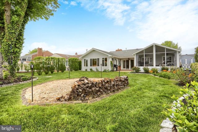 24 NEPTUNE DR, Joppa, MD 21085