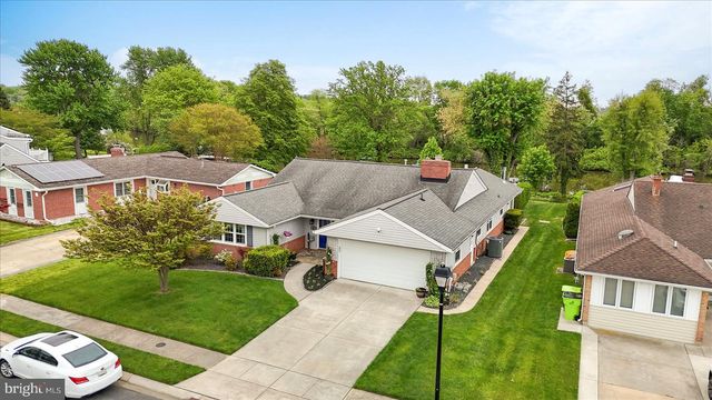 24 NEPTUNE DR, Joppa, MD 21085