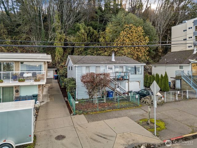 1324 Alki Avenue SW, Seattle, WA 98116