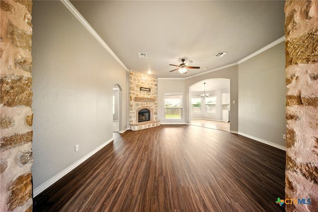 412 Coventry Drive, Temple, TX 76502
